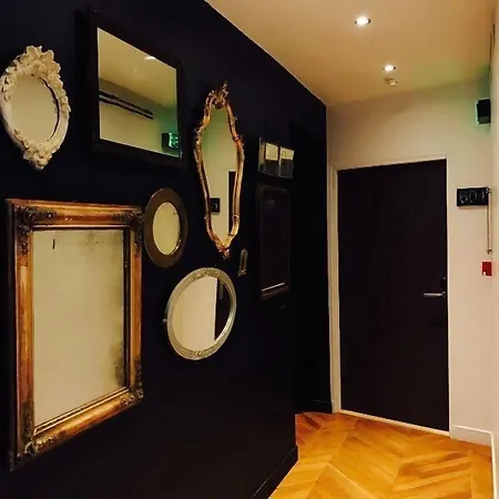 Hotel Scarlett