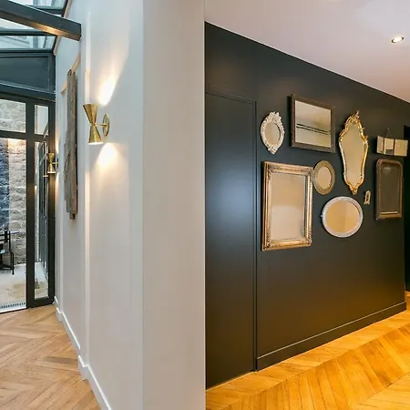 Scarlett Hotel 3*