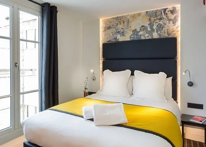 Hotell Scarlett Paris