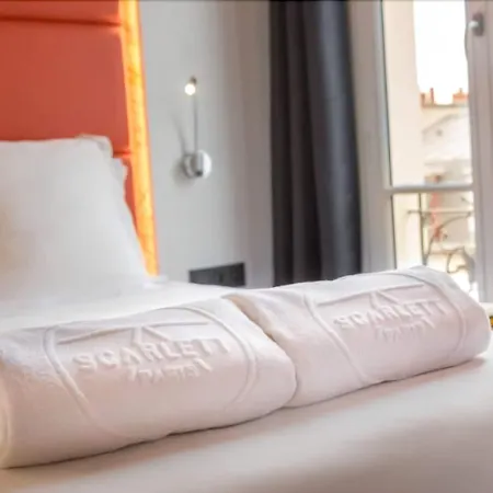Scarlett Hotel 3*
